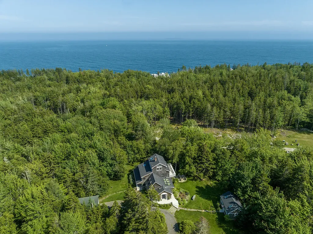 117 Roaring Spout Road Saint George ME 04860