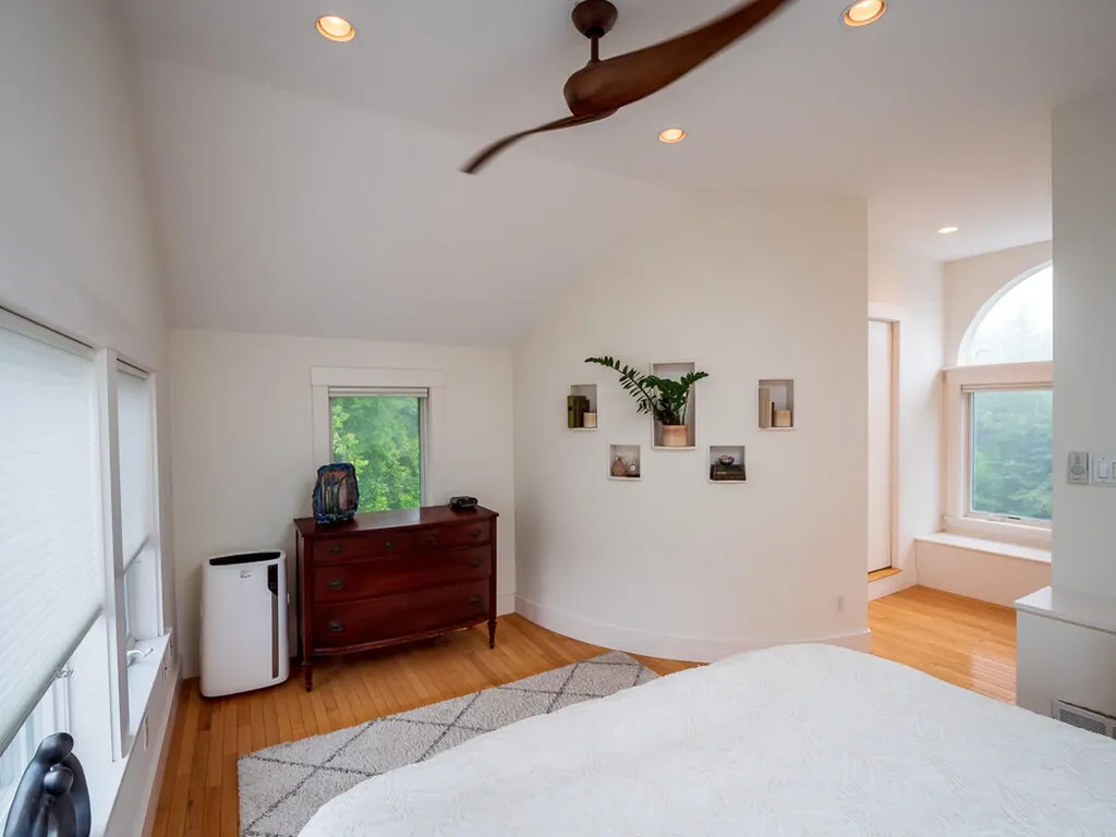 117 Roaring Spout Road Saint George ME 04860