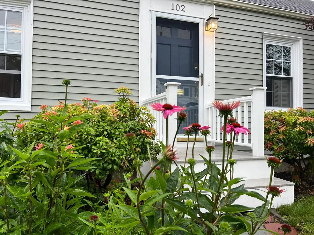 102 Gleckler Road Portland ME 04103