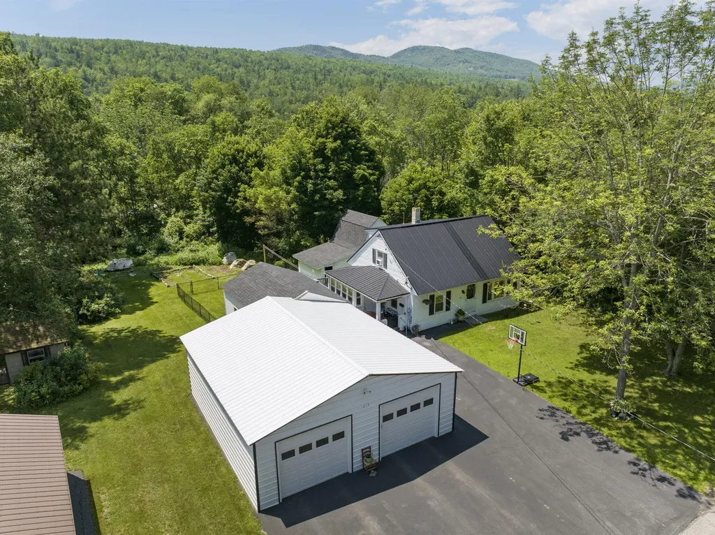 215 Oak Street Rumford ME 04276
