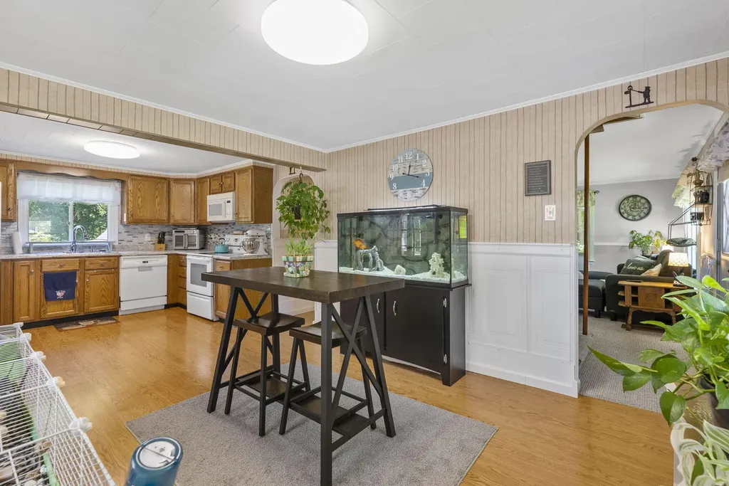 215 Oak Street Rumford ME 04276