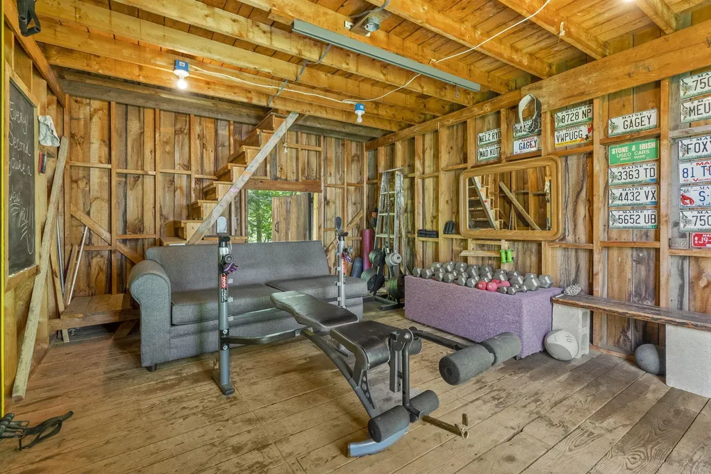 215 Oak Street Rumford ME 04276
