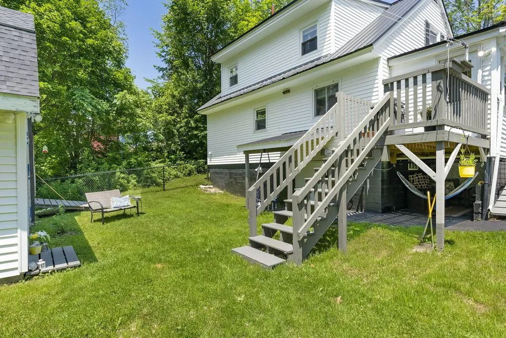 215 Oak Street Rumford ME 04276
