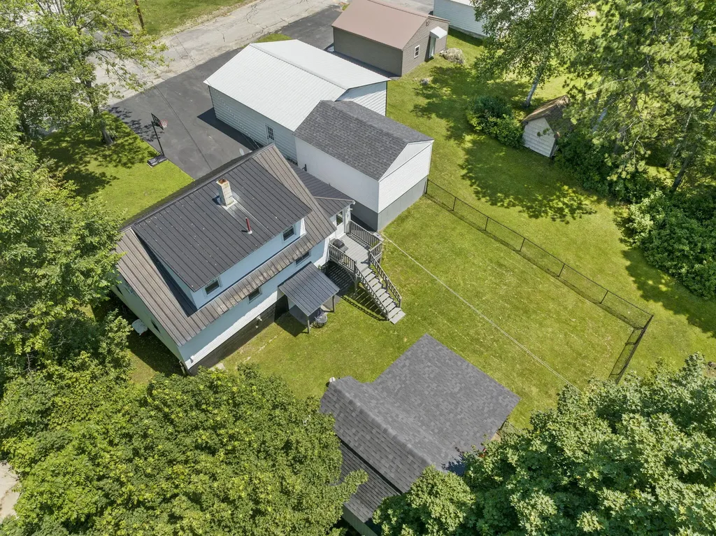 215 Oak Street Rumford ME 04276