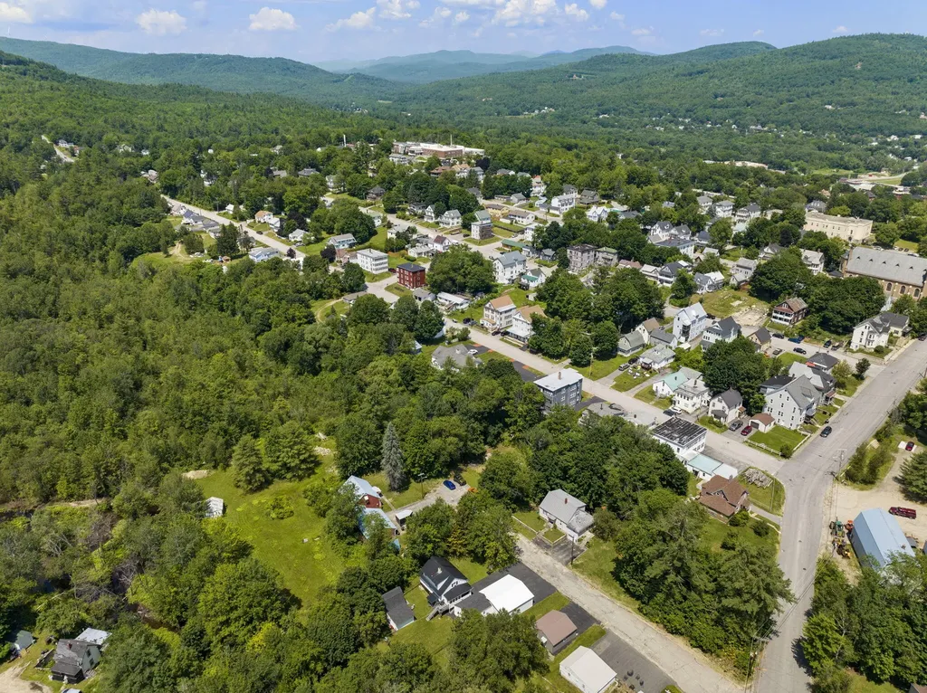 215 Oak Street Rumford ME 04276
