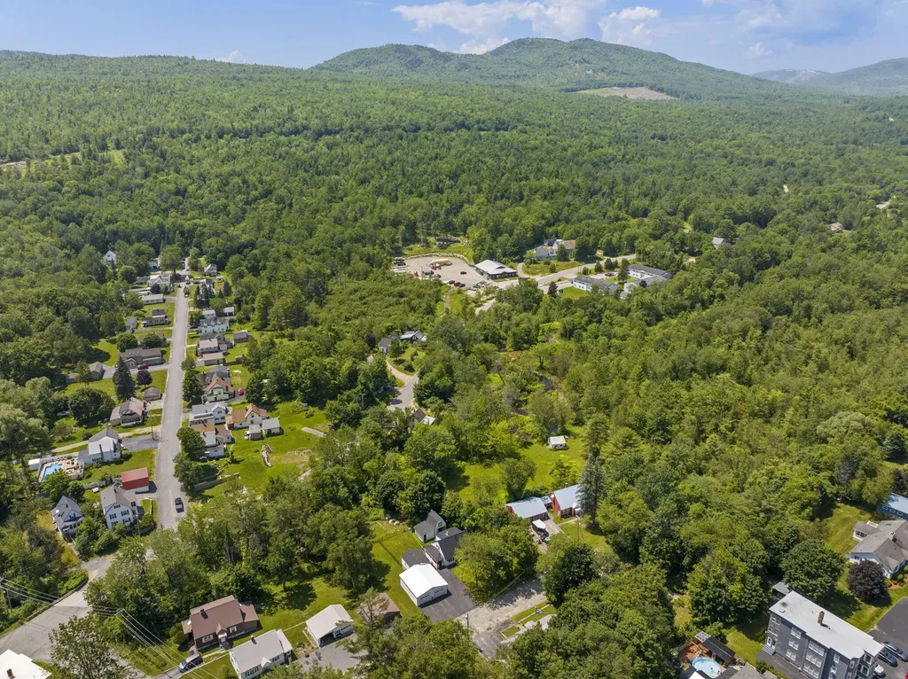 215 Oak Street Rumford ME 04276