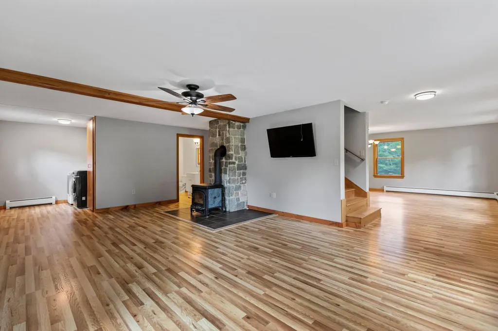1 Firefly Drive Baldwin ME 04091