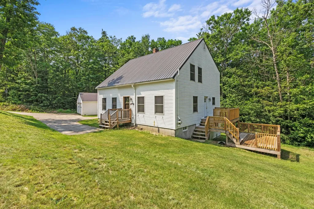 1 Firefly Drive Baldwin ME 04091