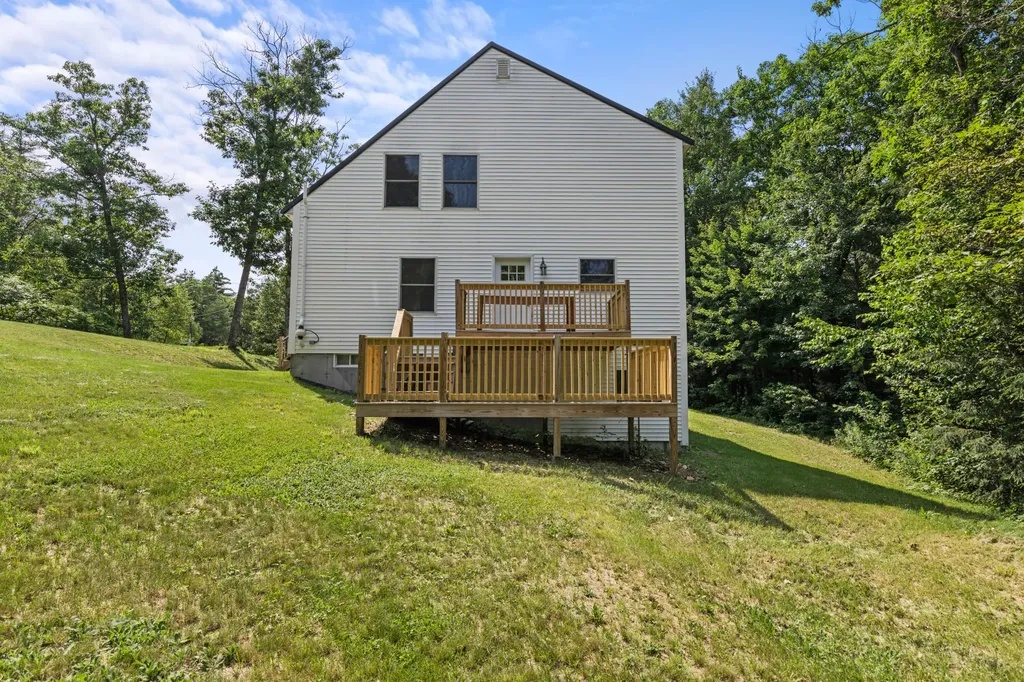 1 Firefly Drive Baldwin ME 04091