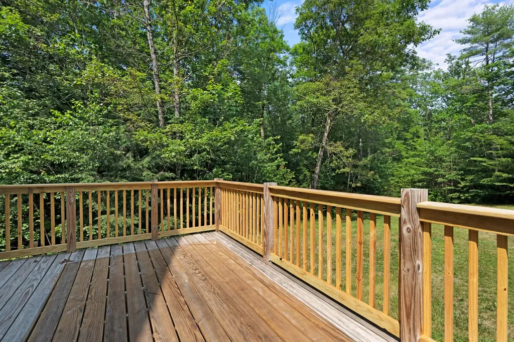 1 Firefly Drive Baldwin ME 04091