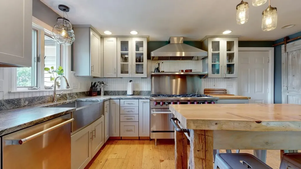 26 Evergreen Drive Yarmouth ME 04096