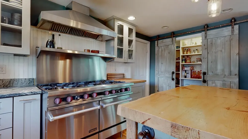 26 Evergreen Drive Yarmouth ME 04096