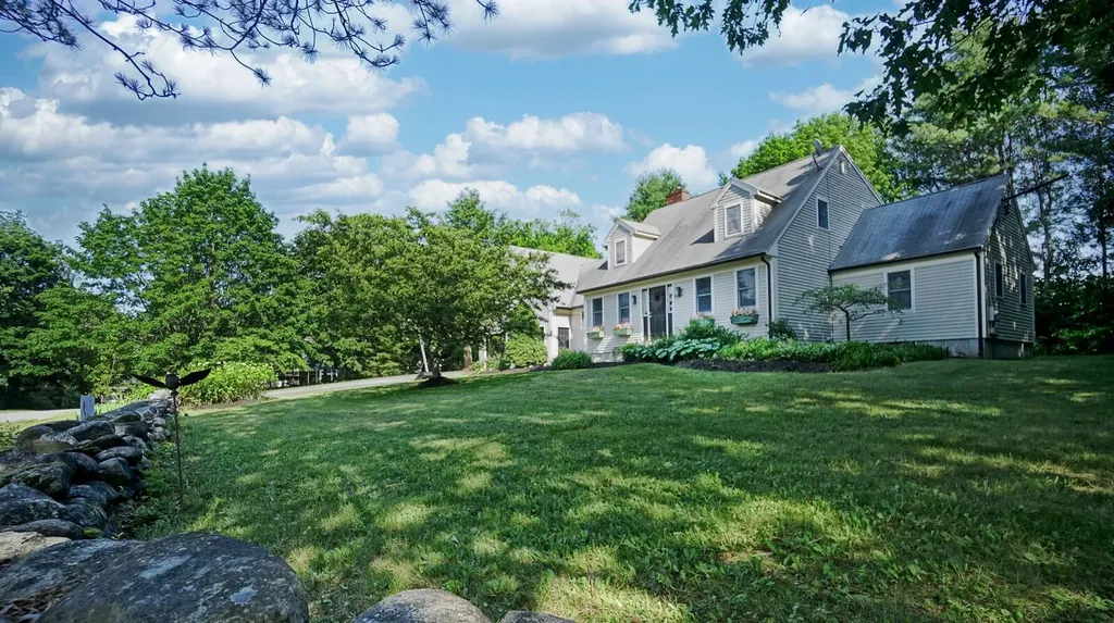 26 Evergreen Drive Yarmouth ME 04096
