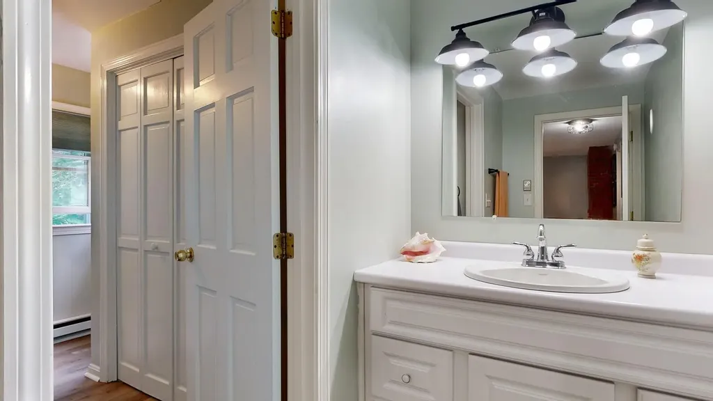 26 Evergreen Drive Yarmouth ME 04096