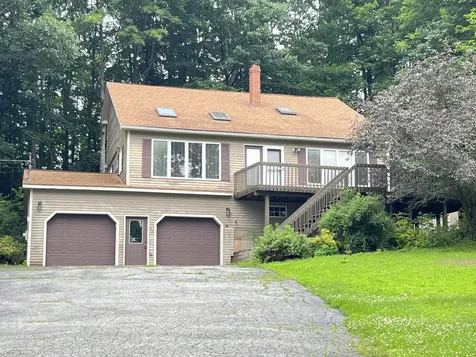 13 Sandy Street Lewiston ME 04240