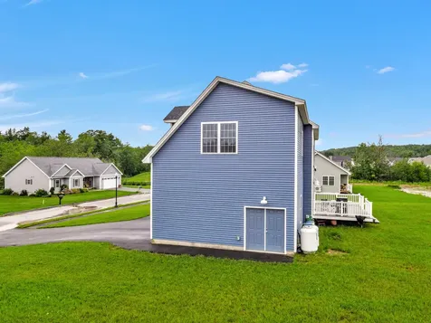 87 Fieldstone Drive Augusta ME 04330
