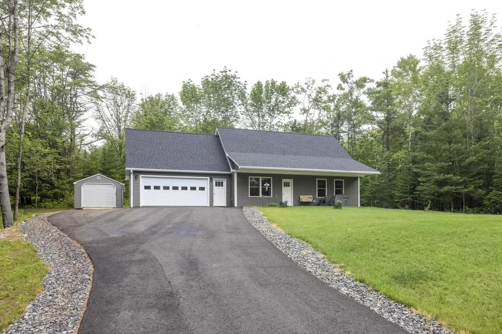 505 Blodgett Road Pittston ME 04345