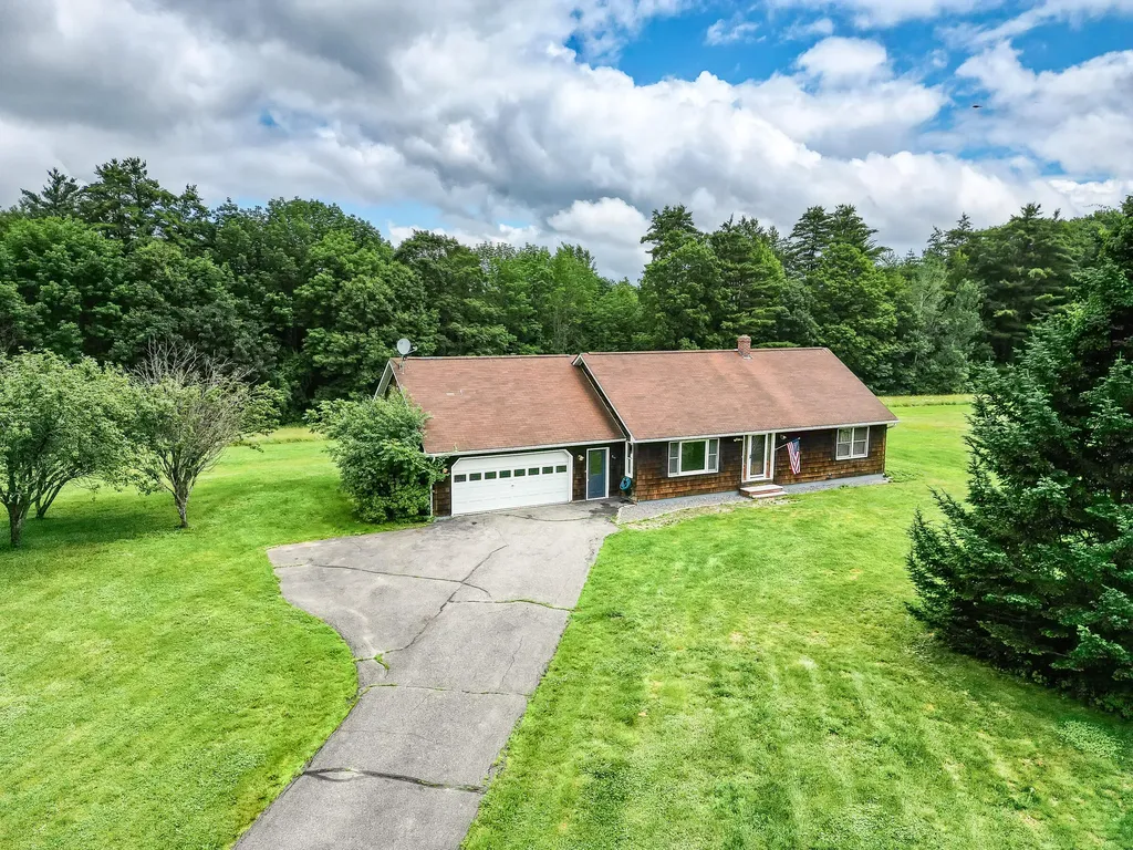 375 Taber Hill Road Vassalboro ME 04989