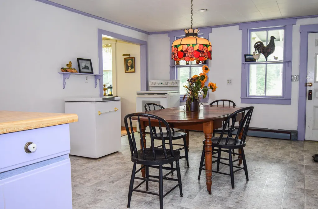 180 Silvers Mills Road Dexter ME 04930