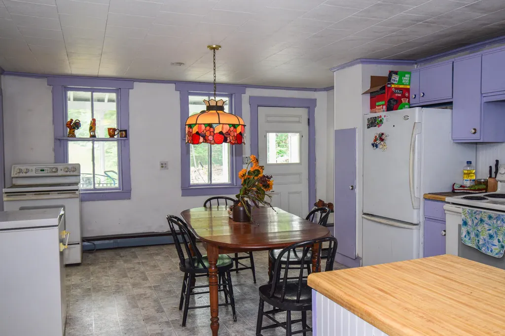 180 Silvers Mills Road Dexter ME 04930