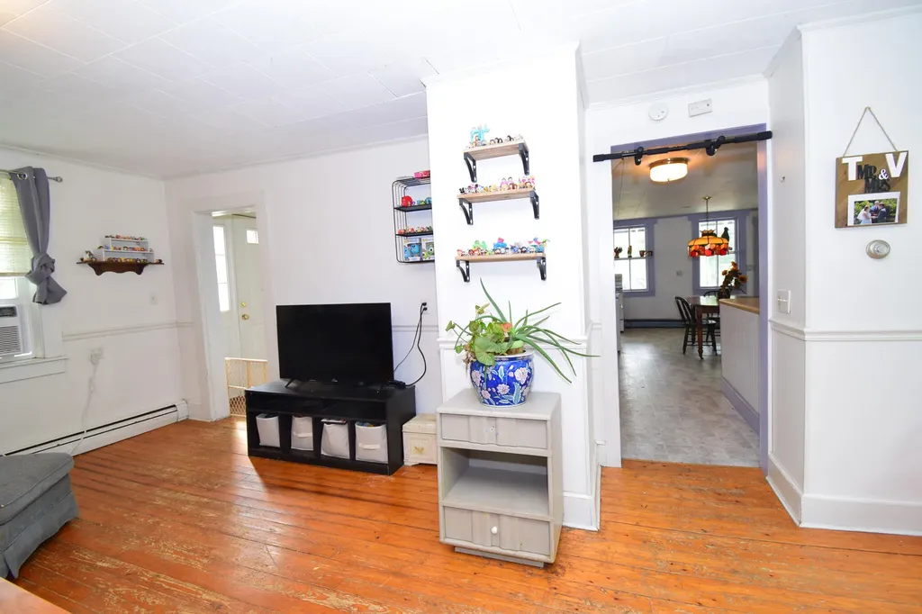 180 Silvers Mills Road Dexter ME 04930