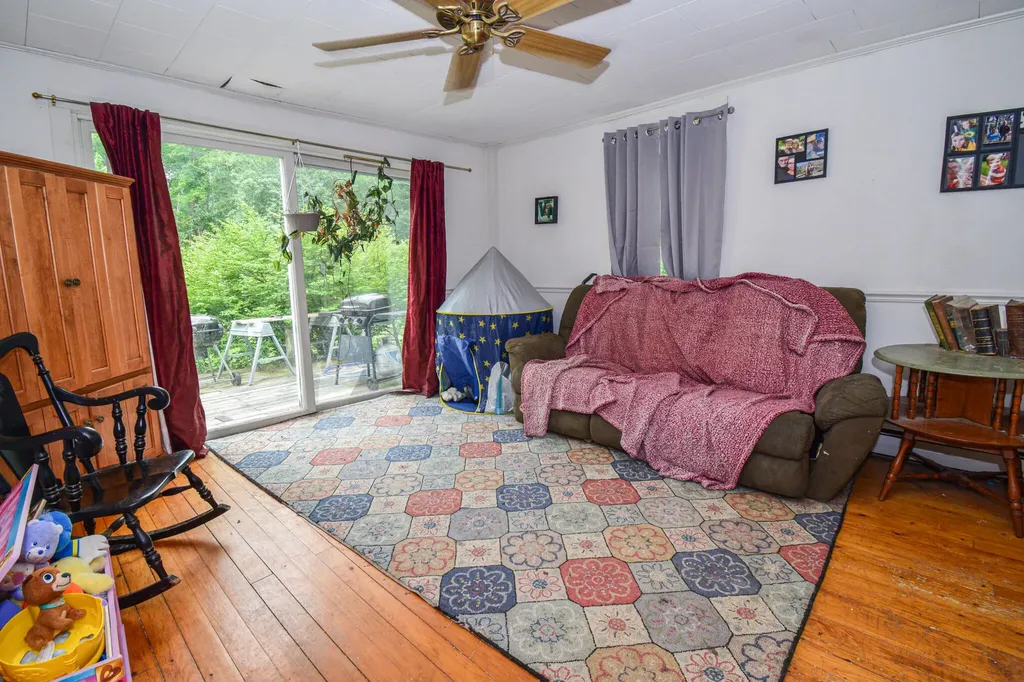 180 Silvers Mills Road Dexter ME 04930