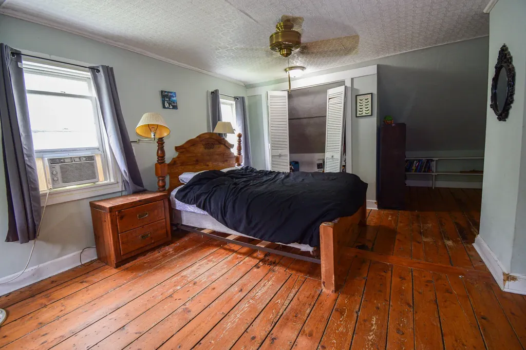180 Silvers Mills Road Dexter ME 04930