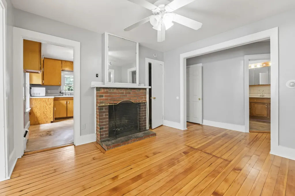 41 Lane Avenue Portland ME 04103