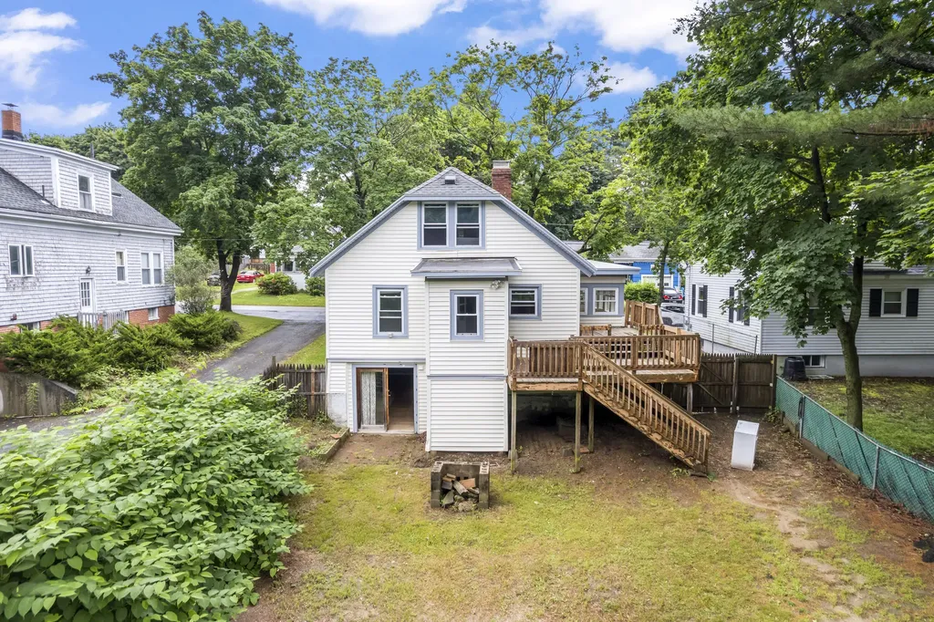 41 Lane Avenue Portland ME 04103