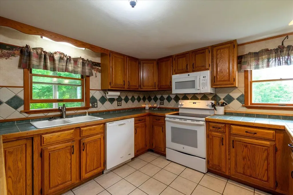 50 Williams Lane Warren ME 04864