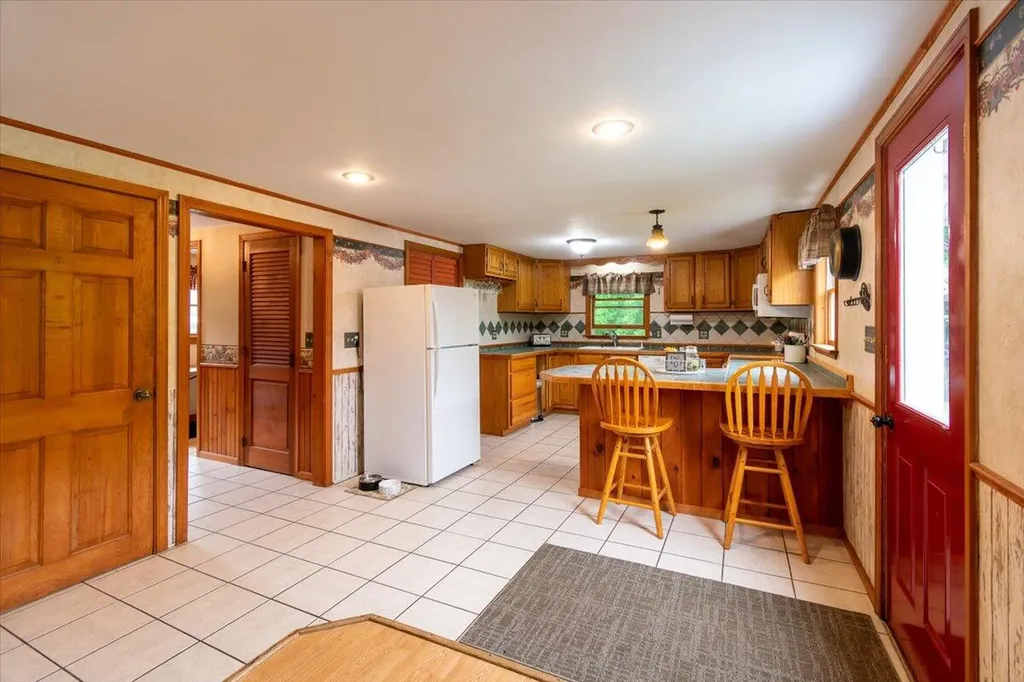 50 Williams Lane Warren ME 04864