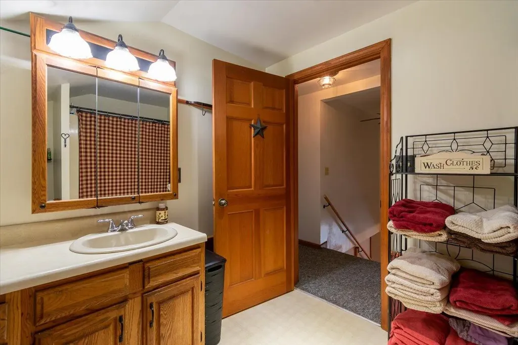 50 Williams Lane Warren ME 04864