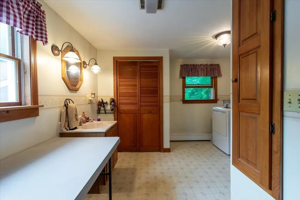 50 Williams Lane Warren ME 04864