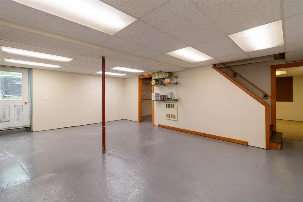 50 Williams Lane Warren ME 04864