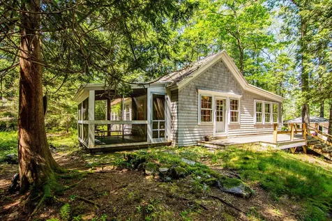 28 Maple Lane Blue Hill ME 04614