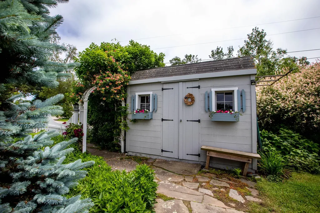 69 Eider Road Harpswell ME 04079