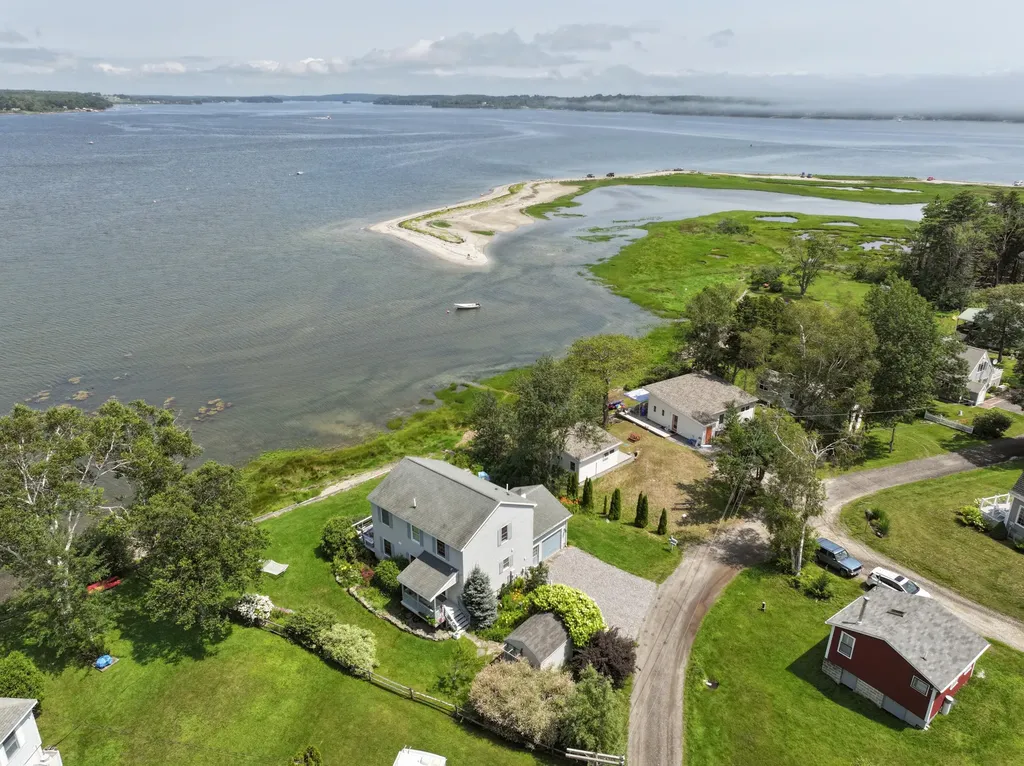 69 Eider Road Harpswell ME 04079