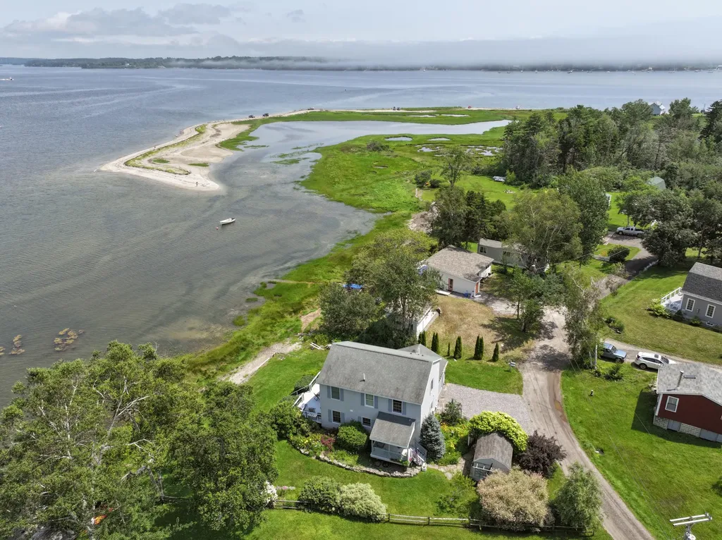 69 Eider Road Harpswell ME 04079