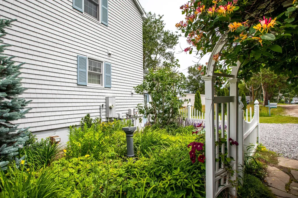 69 Eider Road Harpswell ME 04079