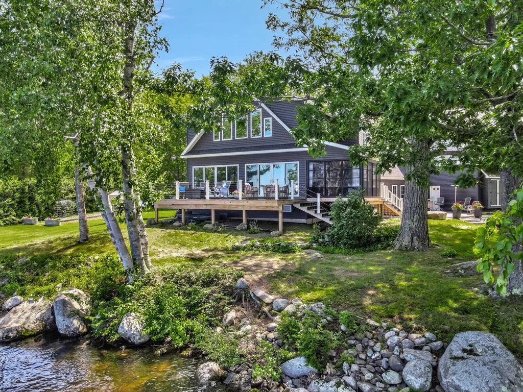 53 Marginal Way Newport ME 04953