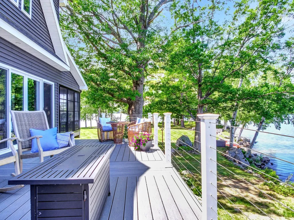 53 Marginal Way Newport ME 04953