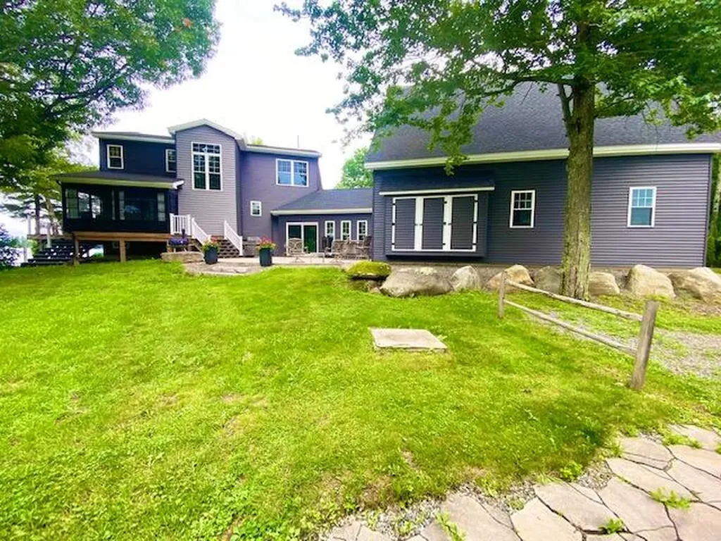 53 Marginal Way Newport ME 04953