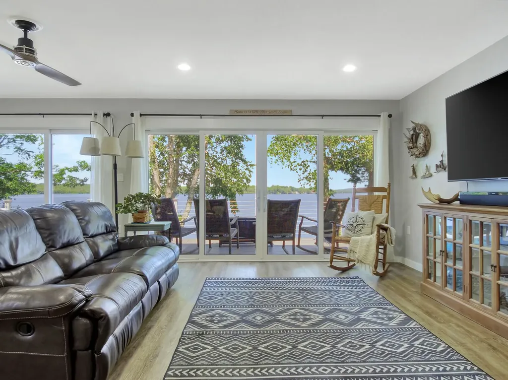 53 Marginal Way Newport ME 04953