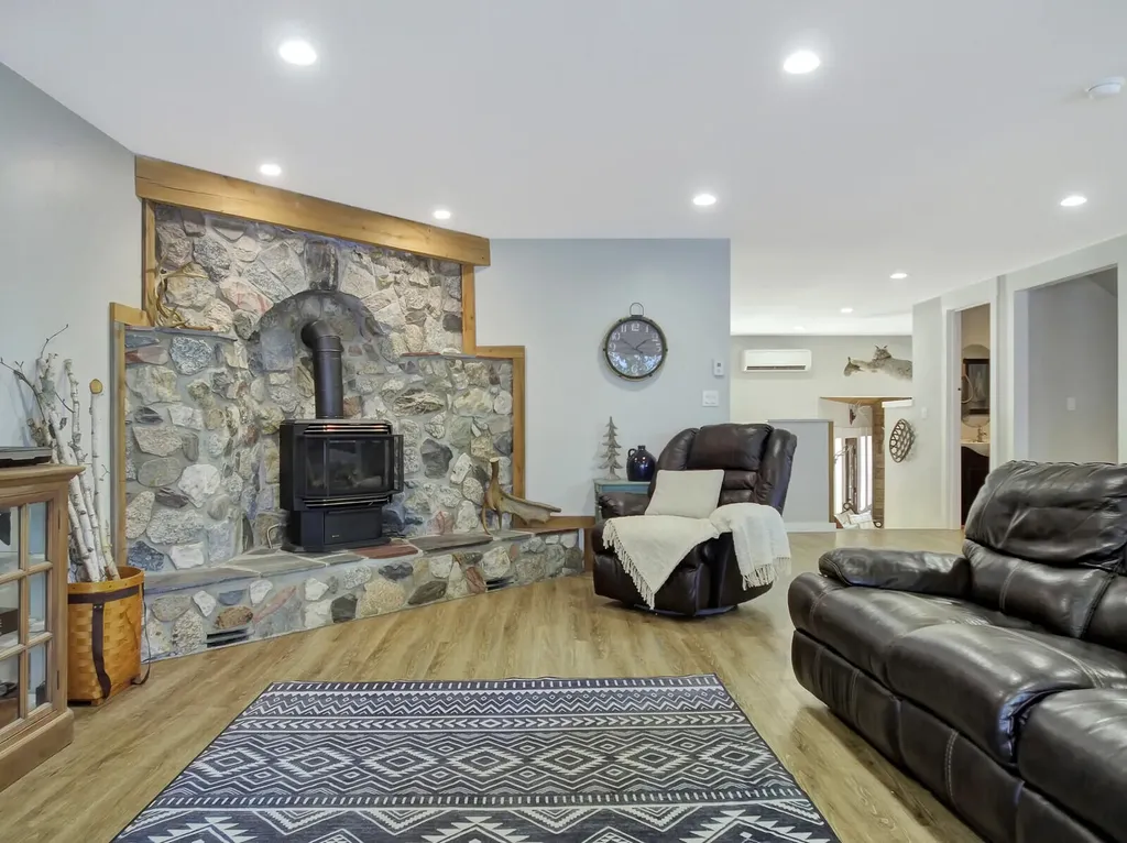 53 Marginal Way Newport ME 04953