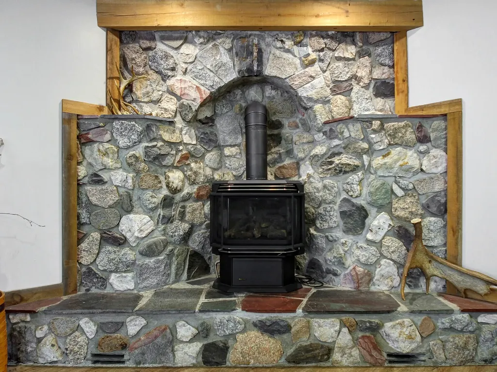 53 Marginal Way Newport ME 04953