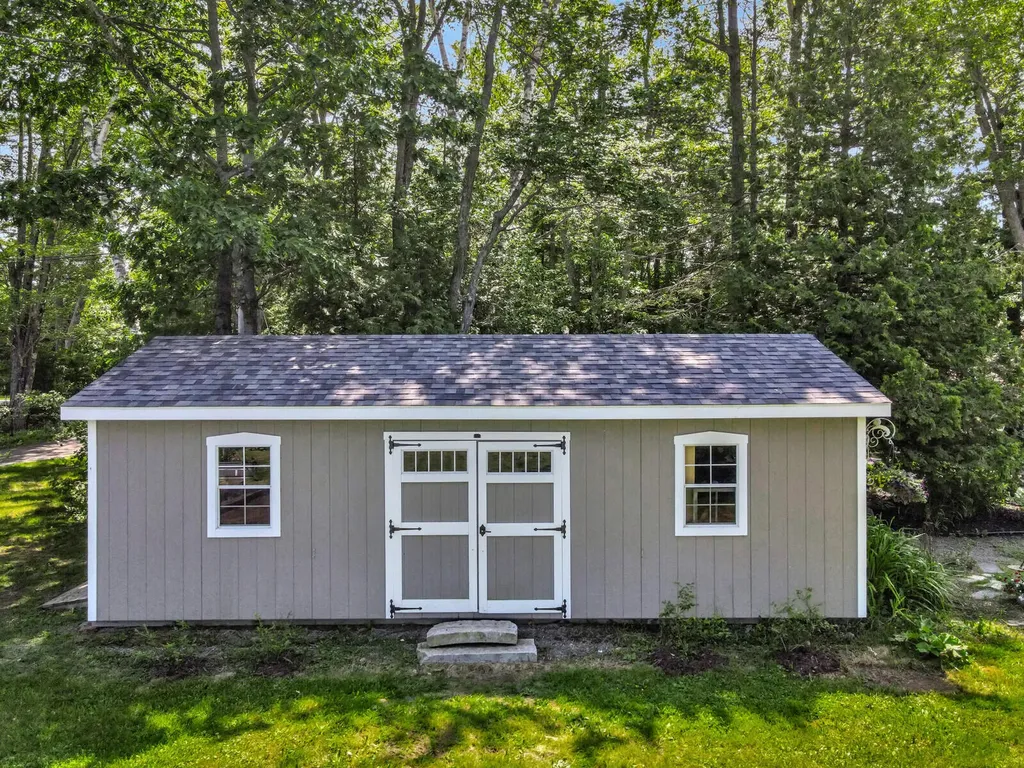 53 Marginal Way Newport ME 04953