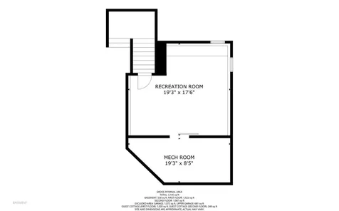 53 Marginal Way Newport ME 04953