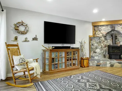 53 Marginal Way Newport ME 04953