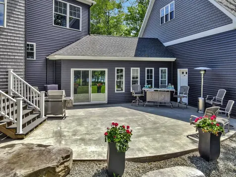 53 Marginal Way Newport ME 04953