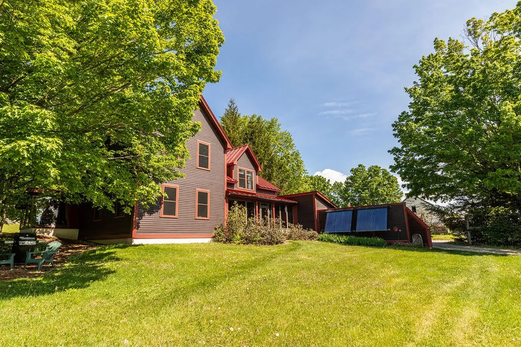 445 North Hill Road Buckfield ME 04220